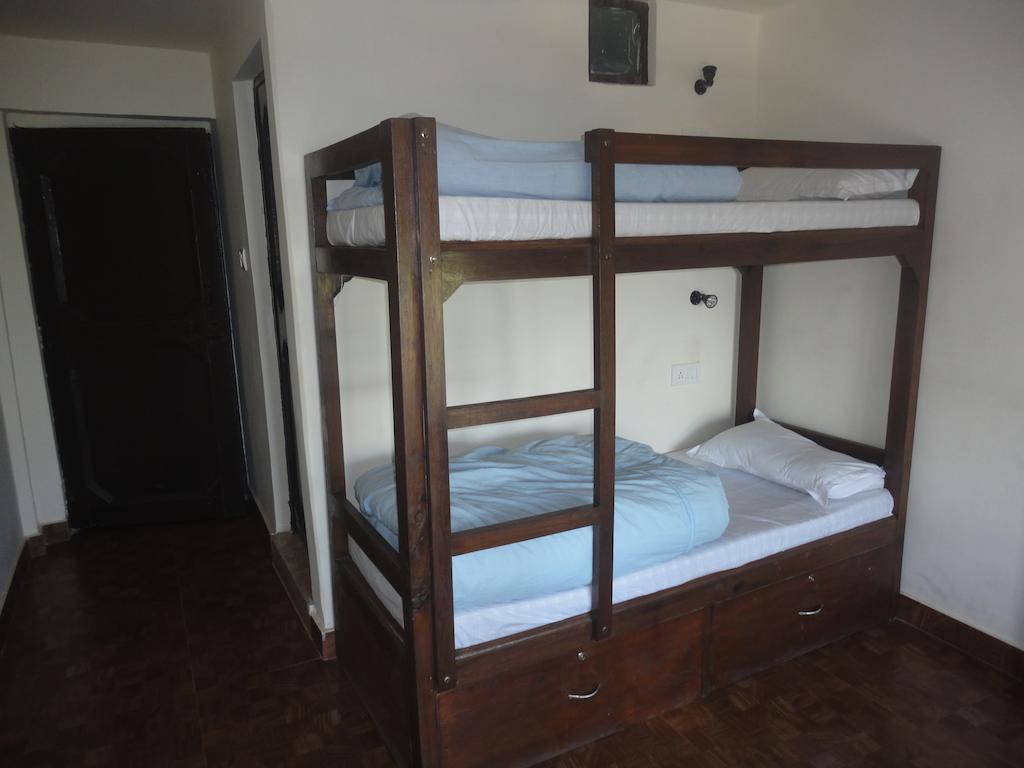 Bunkotel Мусори Стая снимка