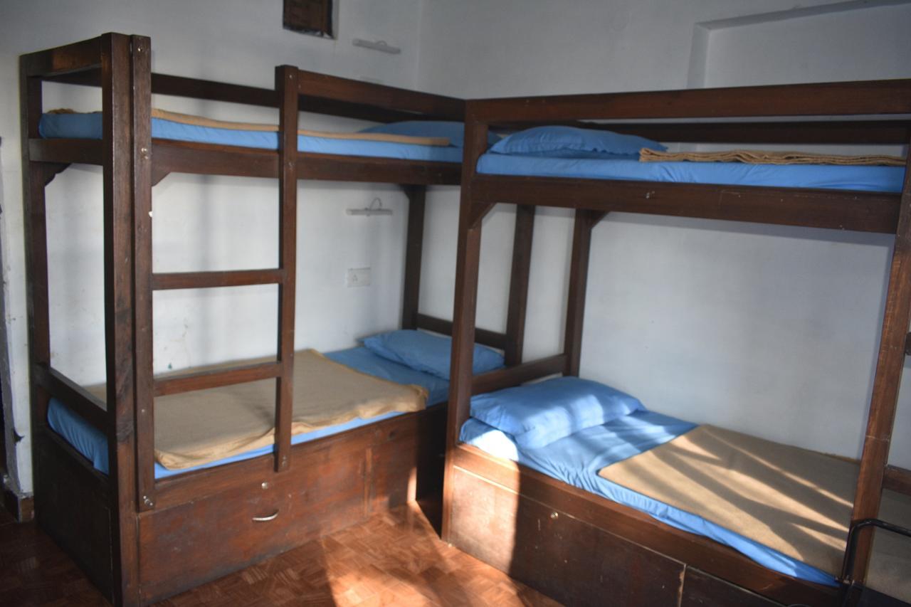 Bunkotel Мусори Екстериор снимка