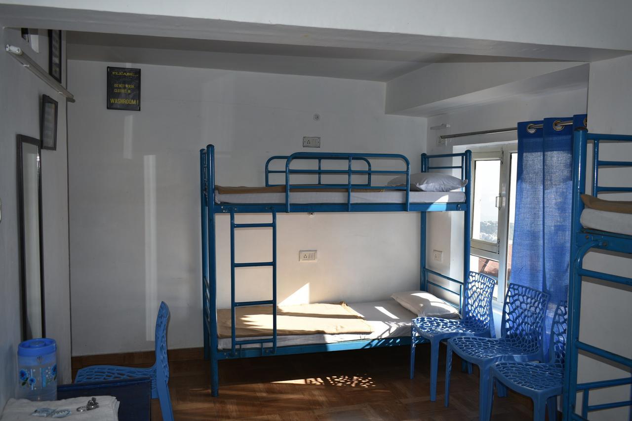 Bunkotel Мусори Екстериор снимка